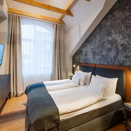 Lornsen - Serviced Luxury *