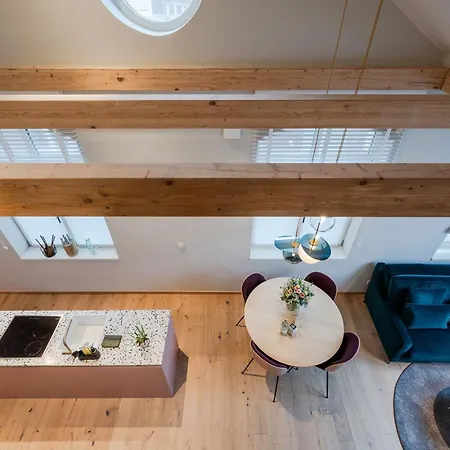 Lornsen - Serviced Luxury